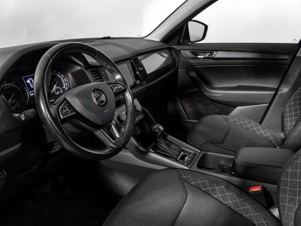 Skoda Kodiaq I с пробегом 2019 года, цена 2 450 000 рублей, 95000 км, внедорожник, Автокод Объявления