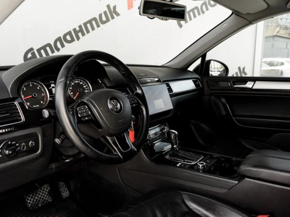 Volkswagen Touareg II с пробегом 2011 года, цена 1 585 000 рублей, 308105 км, внедорожник, Автокод Объявления