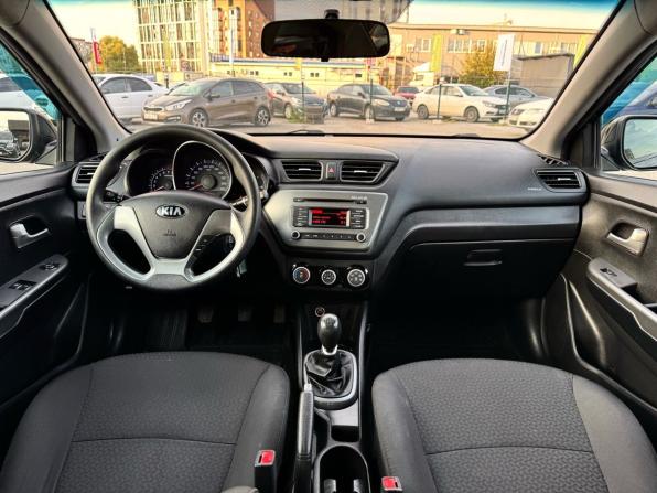 Kia Rio III Рестайлинг с пробегом 2016 года, цена 949 000 рублей, 142450 км, седан, Автокод Объявления