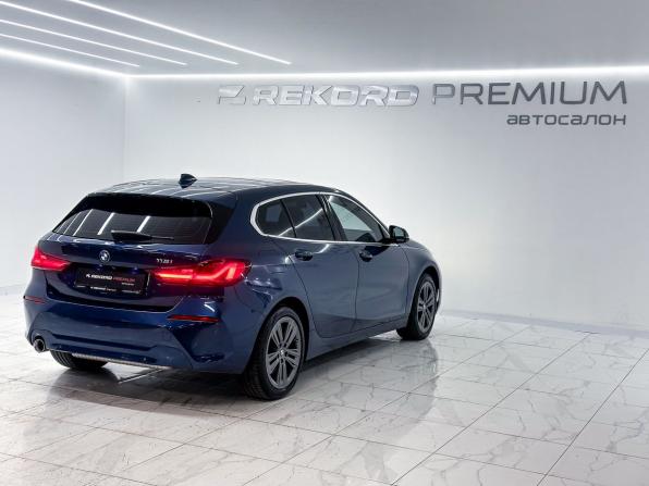 BMW 1 серии III (F40) с пробегом 2021 года, цена 2 400 000 рублей, 86485 км, хэтчбек, Автокод Объявления