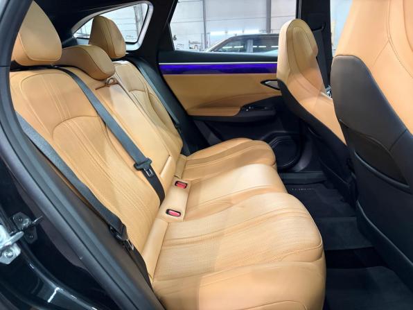 Geely Galaxy L7 с пробегом 2023 года, цена 2 947 000 рублей, 51719 км, внедорожник, Автокод Объявления