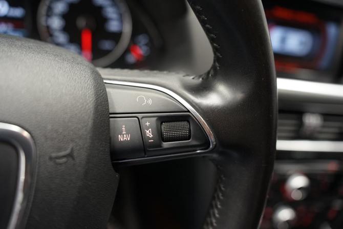 Audi Q5 I (8R) Рестайлинг с пробегом 2012 года, цена 2 150 000 рублей, 125000 км, внедорожник, Автокод Объявления