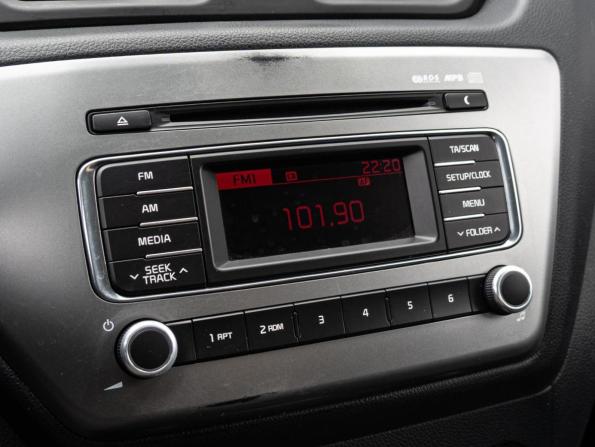 Kia Rio III Рестайлинг с пробегом 2017 года, цена 1 149 000 рублей, 112619 км, седан, Автокод Объявления