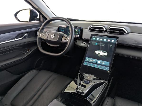 Dongfeng Mage с пробегом 2025 года, цена 2 350 000 рублей, 6469 км, внедорожник, Автокод Объявления