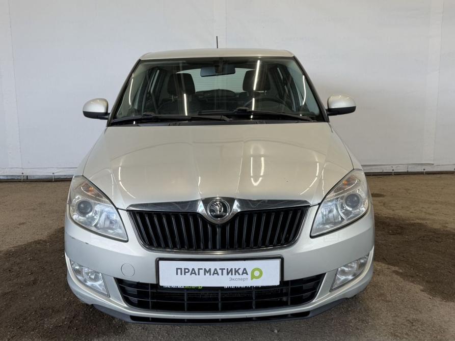 Skoda Fabia II Рестайлинг Псков  - изображение 2
