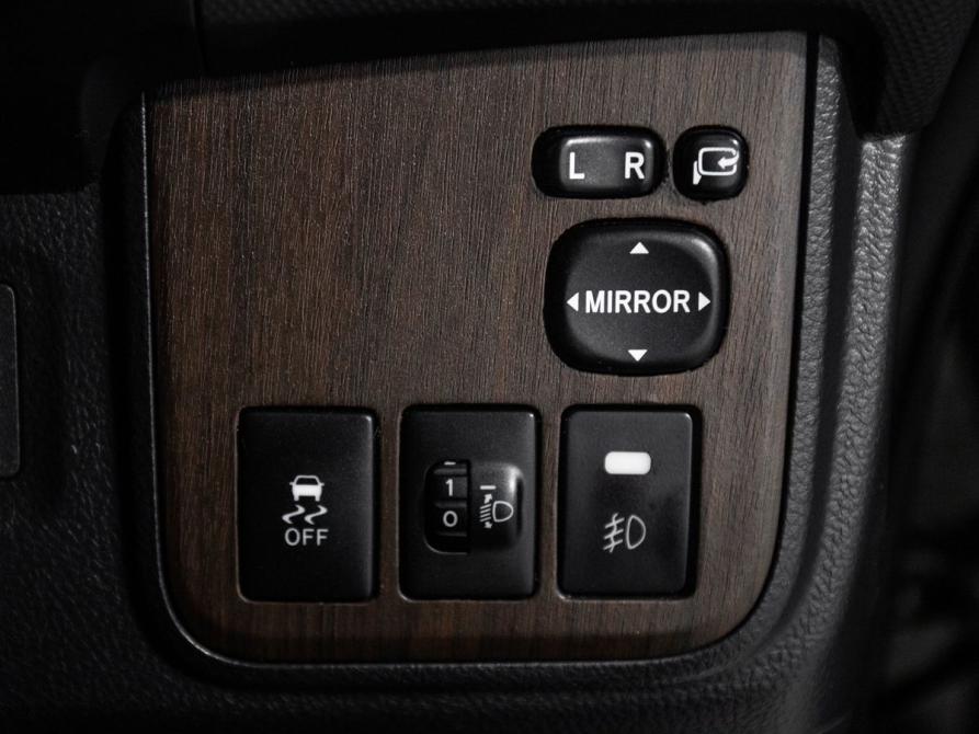 Toyota Wish II Иркутск  - изображение 16