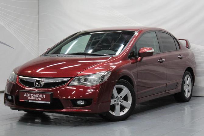 Honda Civic VIII Рестайлинг с пробегом 2009 года, цена 799 000 рублей, 206651 км, седан, Автокод Объявления