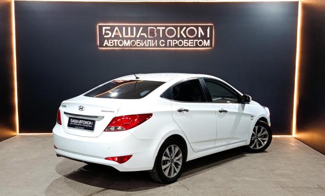 Hyundai Solaris I Рестайлинг с пробегом 2014 года, цена 999 000 рублей, 133950 км, седан, Автокод Объявления