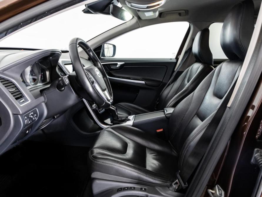 Volvo XC60 I Рестайлинг Санкт-Петербург  - изображение 20
