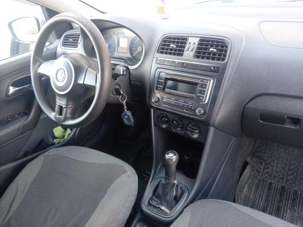Volkswagen Polo V с пробегом 2013 года, цена 520 000 рублей, 270406 км, седан, Автокод Объявления