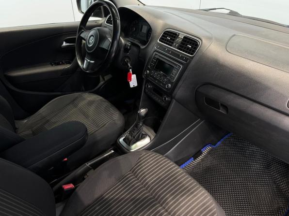 Volkswagen Polo V с пробегом 2013 года, цена 880 000 рублей, 158333 км, седан, Автокод Объявления