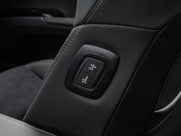 Toyota Camry IX (XV80) China Market с пробегом 2026 года, цена 4 240 000 рублей, 31 км, седан, Автокод Объявления