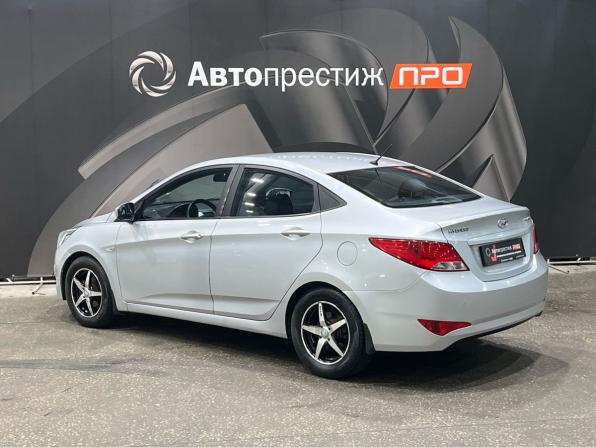 Hyundai Solaris I Рестайлинг с пробегом 2015 года, цена 894 000 рублей, 146000 км, седан, Автокод Объявления