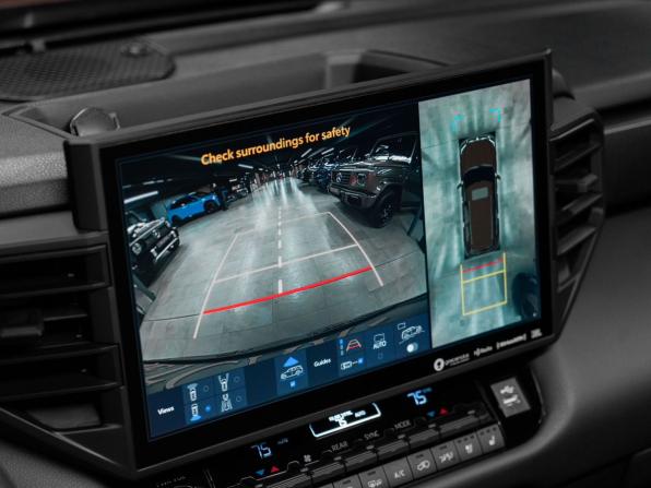 Toyota Sequoia III с пробегом 2023 года, цена 13 850 000 рублей, 3709 км, внедорожник, Автокод Объявления