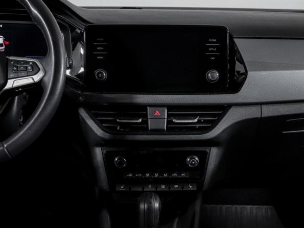 Volkswagen Polo VI с пробегом 2021 года, цена 1 525 000 рублей, 71000 км, лифтбек, Автокод Объявления