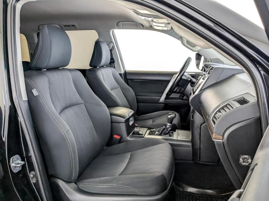 Toyota Land Cruiser Prado 150 Series Рестайлинг 2 Москва  - изображение 24