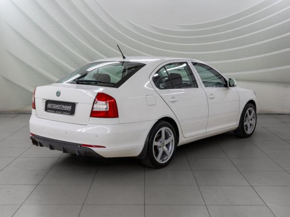 Skoda Octavia II (A5) Рестайлинг с пробегом 2012 года, цена 1 048 000 рублей, 179294 км, лифтбек, Автокод Объявления