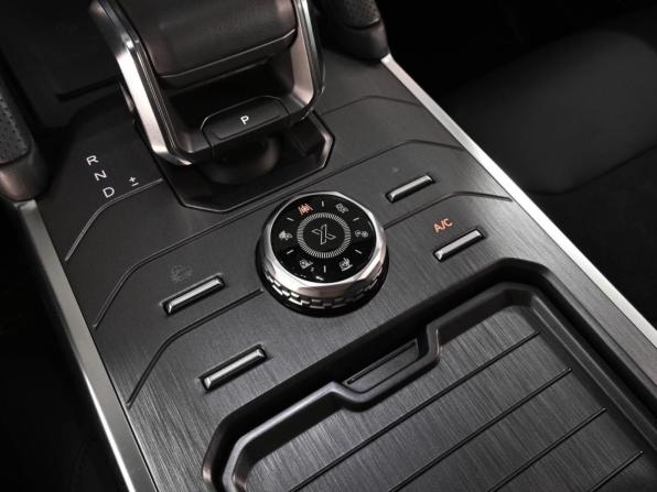 JETOUR T2 с пробегом 2024 года, цена 3 549 000 рублей, 38589 км, внедорожник, Автокод Объявления