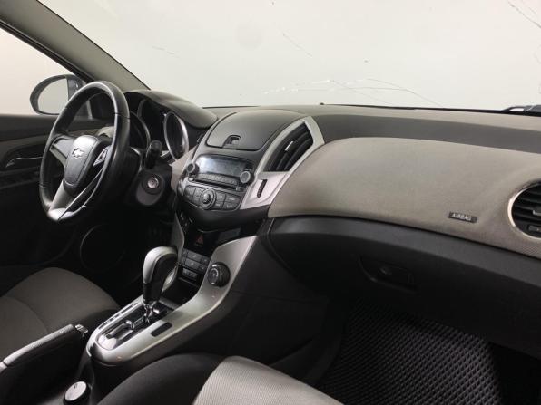 Chevrolet Cruze I Рестайлинг с пробегом 2014 года, цена 677 000 рублей, 200568 км, хэтчбек, Автокод Объявления