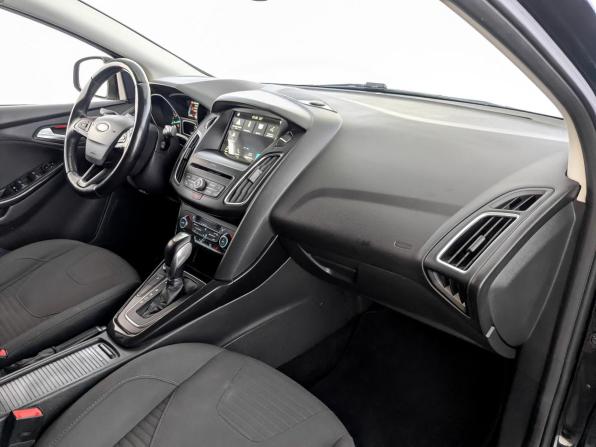 Ford Focus III Рестайлинг с пробегом 2017 года, цена 1 300 000 рублей, 77240 км, седан, Автокод Объявления