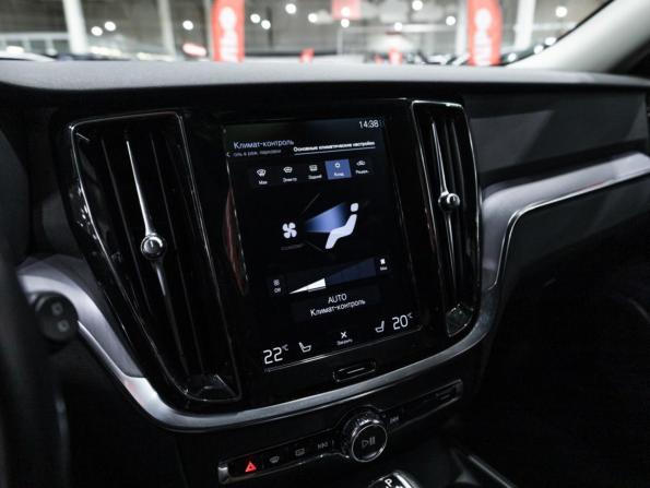 Volvo V60 Cross Country II с пробегом 2020 года, цена 3 549 898 рублей, 118075 км, универсал, Автокод Объявления
