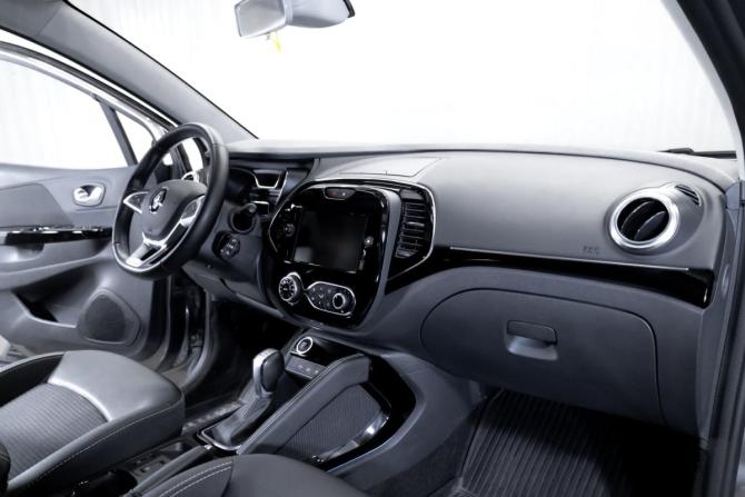 Renault Kaptur I Рестайлинг с пробегом 2021 года, цена 1 839 000 рублей, 43500 км, внедорожник, Автокод Объявления