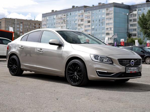Volvo S60 II Рестайлинг с пробегом 2015 года, цена 1 559 000 рублей, 173380 км, седан, Автокод Объявления