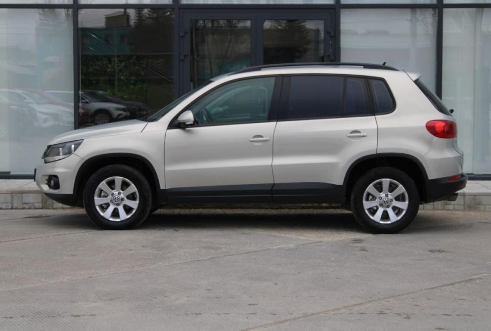 Volkswagen Tiguan I Рестайлинг Саратов  - изображение 11