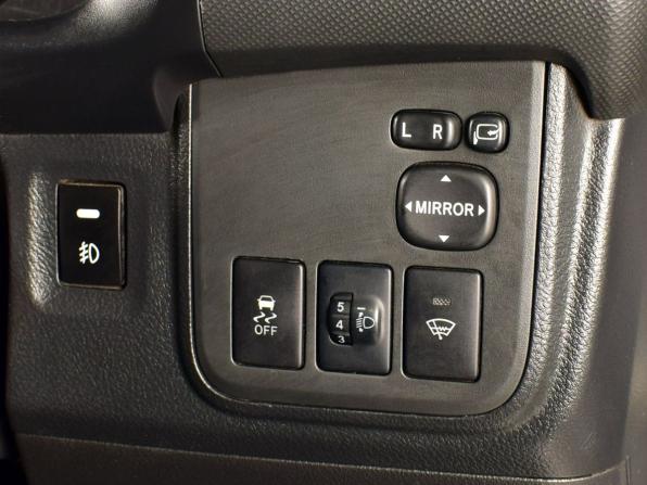 Toyota Wish II Рестайлинг с пробегом 2013 года, цена 1 149 995 рублей, 253877 км, минивэн, Автокод Объявления