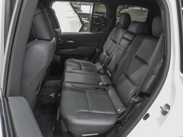 Toyota Land Cruiser 300 Series с пробегом 2021 года, цена 10 990 000 рублей, 70456 км, внедорожник, Автокод Объявления