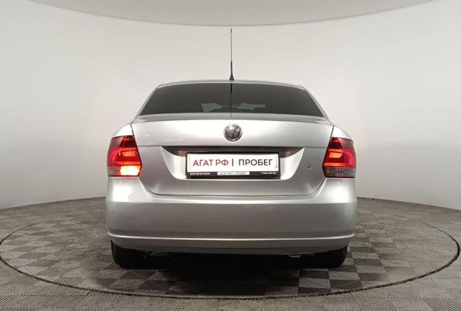 Volkswagen Polo V с пробегом 2010 года, цена 570 000 рублей, 176795 км, седан, Автокод Объявления