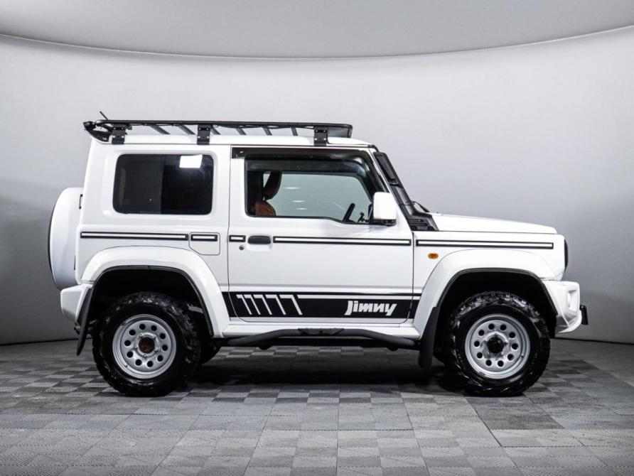 Suzuki Jimny IV Москва  - изображение 4