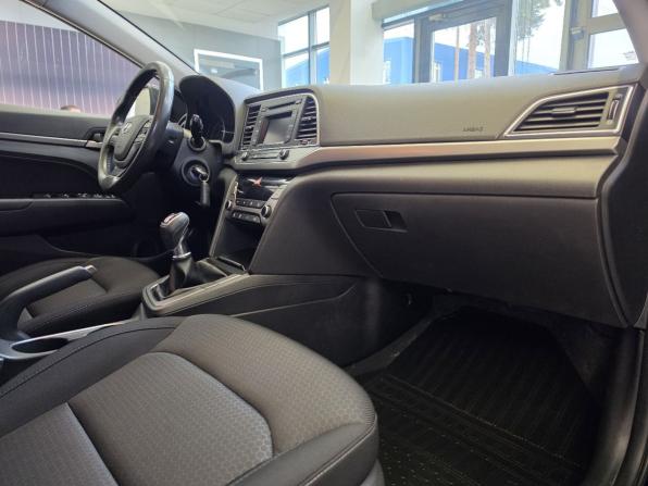 Hyundai Elantra VI (AD) с пробегом 2018 года, цена 1 399 000 рублей, 136041 км, седан, Автокод Объявления
