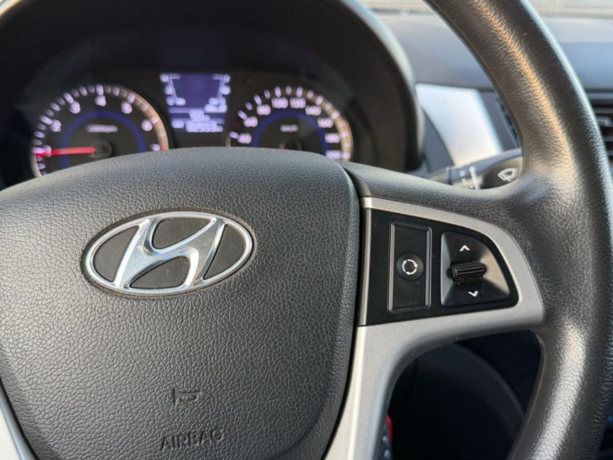 Hyundai Solaris I Волгоград  - изображение 16