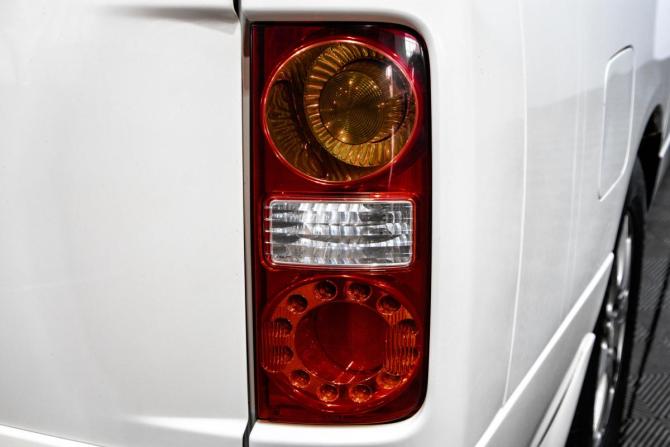 Nissan Elgrand II (E51) с пробегом 2005 года, цена 1 499 000 рублей, 170000 км, минивэн, Автокод Объявления