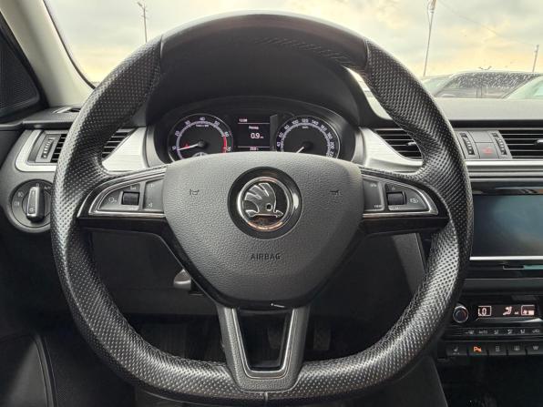 Skoda Rapid I Рестайлинг с пробегом 2019 года, цена 1 200 000 рублей, 97248 км, лифтбек, Автокод Объявления