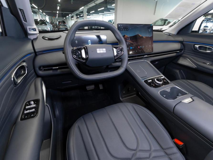 Geely Galaxy Starship 7 Москва  - изображение 7
