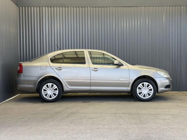 Skoda Octavia II (A5) Рестайлинг с пробегом 2012 года, цена 797 000 рублей, 182687 км, лифтбек, Автокод Объявления