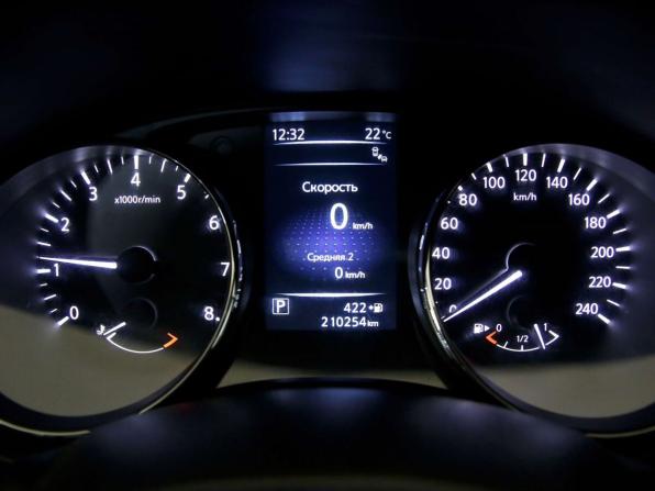 Nissan Qashqai II с пробегом 2014 года, цена 1 175 000 рублей, 210253 км, внедорожник, Автокод Объявления