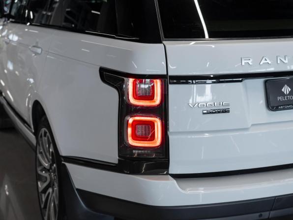 Land Rover Range Rover IV Рестайлинг с пробегом 2018 года, цена 6 550 000 рублей, 180230 км, внедорожник, Автокод Объявления