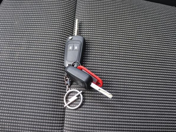 Opel Astra J с пробегом 2011 года, цена 657 000 рублей, 162000 км, хэтчбек, Автокод Объявления