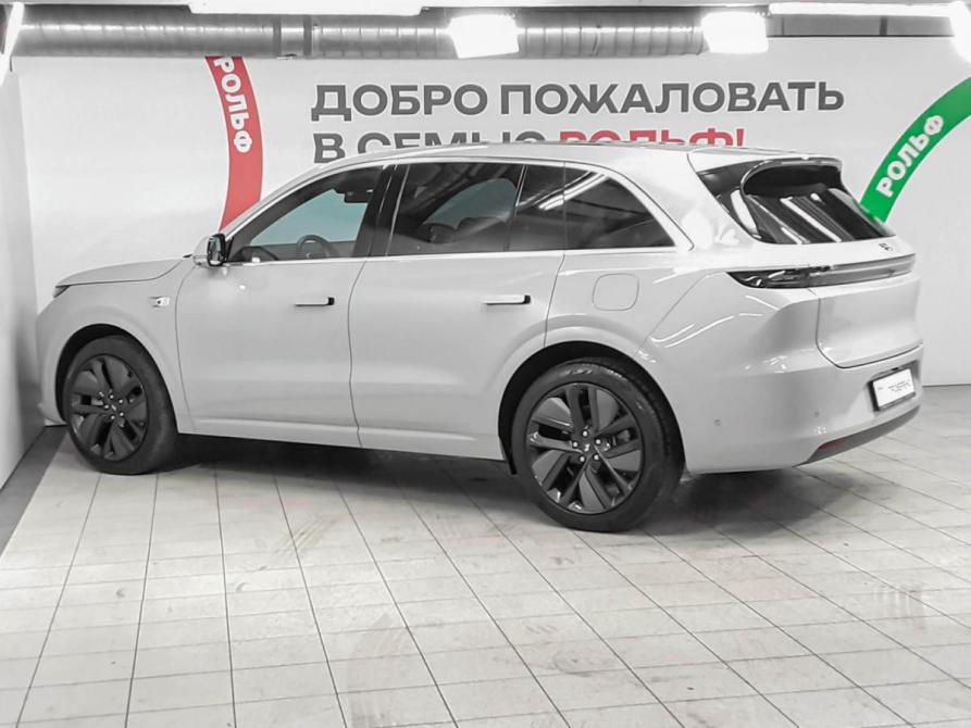 Li Auto (Lixiang) L6 Москва  - изображение 7