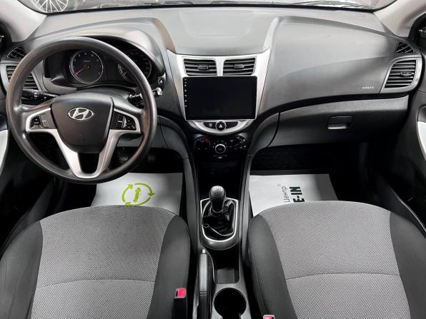 Hyundai Solaris I с пробегом 2013 года, цена 795 000 рублей, 169726 км, седан, Автокод Объявления