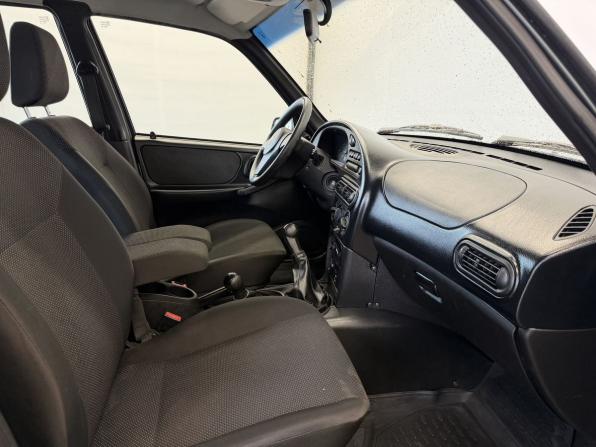 Chevrolet Niva I Рестайлинг с пробегом 2016 года, цена 660 000 рублей, 79500 км, внедорожник, Автокод Объявления