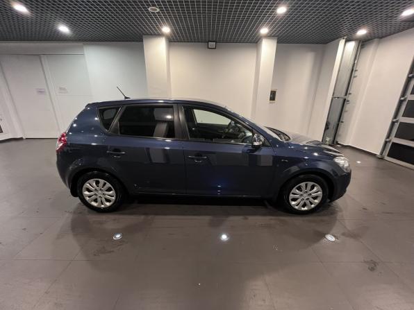 Kia Ceed I Рестайлинг с пробегом 2010 года, цена 735 000 рублей, 207021 км, хэтчбек, Автокод Объявления