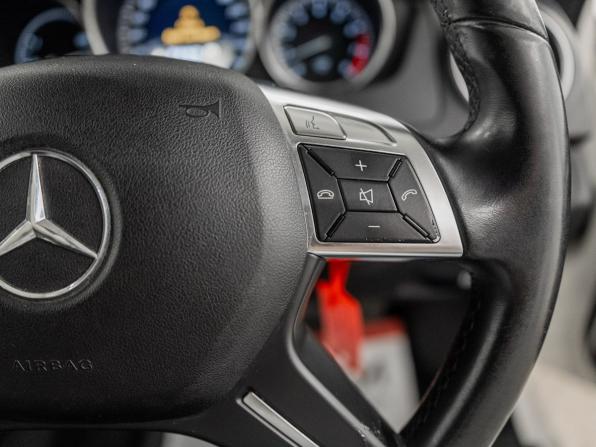 Mercedes-Benz C-Класс III (W204) Рестайлинг с пробегом 2011 года, цена 1 400 000 рублей, 81900 км, седан, Автокод Объявления