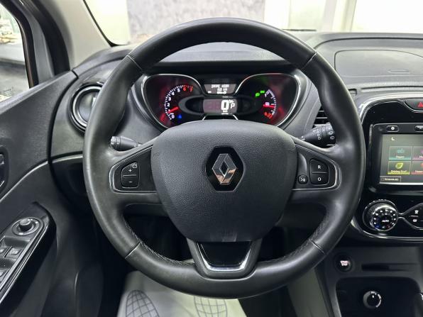 Renault Kaptur I с пробегом 2017 года, цена 1 565 000 рублей, 117605 км, внедорожник, Автокод Объявления