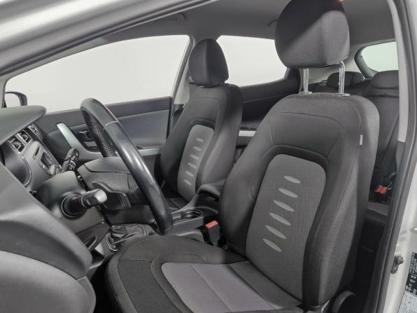 Kia Ceed II с пробегом 2014 года, цена 1 350 000 рублей, 37359 км, хэтчбек, Автокод Объявления