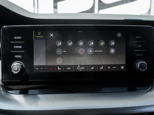 Skoda Octavia IV (A8) с пробегом 2021 года, цена 2 221 400 рублей, 89177 км, лифтбек, Автокод Объявления