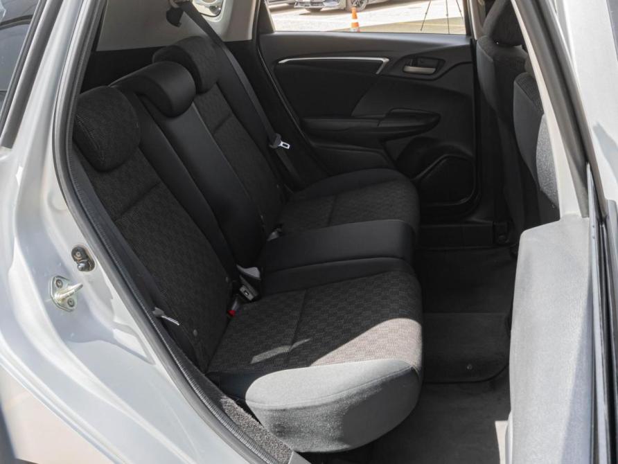 Honda Fit III Краснодар  - изображение 9